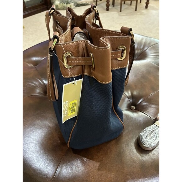 MICHAEL KORS MARINA HANDBAG LARGE NAVY BLUE BROWN CANVAS BROWN TRIM NWT - Picture 6 of 9